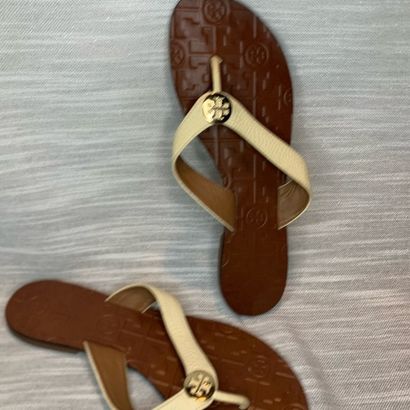 Tory Burch Cream and Brown Sandals with gold towns women’s size 8 - Picture 2 of 7